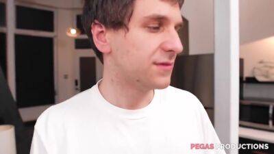 Kim Dupre - Naughty Kim Fucks In The Kitchen - 23.01.17 - 1080p - hotmovs.com