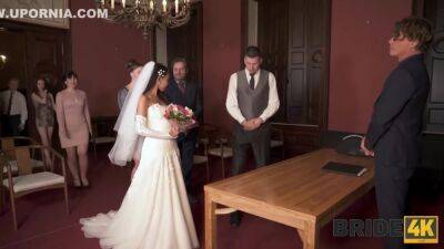 Orgy Wedding - upornia.com