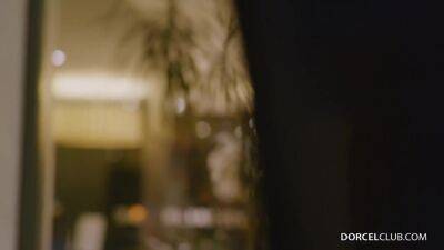 They Had A Good Fuck In The Minibar - upornia.com