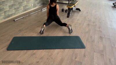 Girl Asked For Help In Gym... Ended With Anal - upornia.com