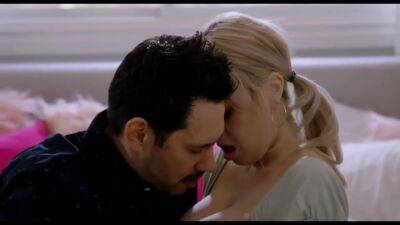 MI PADRASTRO SABE COGERME MUY BIEN - txxx.com - Usa