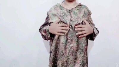 Motay Boobs Wali Sexy Indian Aunty - desi-porntube.com - India