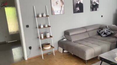 Notgeile Stiefmutter - Den Uni-kumpel Vom Stiefsohn Verfuehrt With Cat Coxx - upornia.com