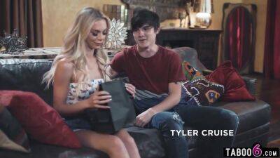 Tiffany Watson - Tiffany - Tiffany Watson In Stepbro Feels Left Out But Can Join Sis - upornia.com