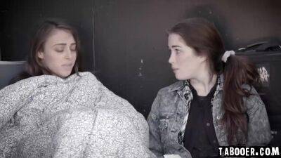 Gia And Evelyn Fucked And Tribbed - upornia.com