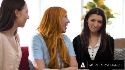 Maya Woulfe - Maya - Lily - MODERN-DAY SINS - Lauren Phillips Uses 3-Way To Help Virgin Lesbians Lily Larimar and Maya Woulfe - txxx.com