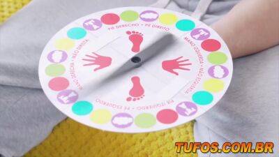 Alyssia Kent - Alyssia Kent - Novinhas Loucas Por Sexo Jogando Twister So De Calcinha! Twister Da Putaria - Festa Do Pijama Episodio 01 7 Min - upornia.com