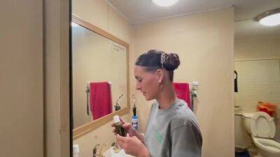 S:1 E:9 - txxx.com - Italy