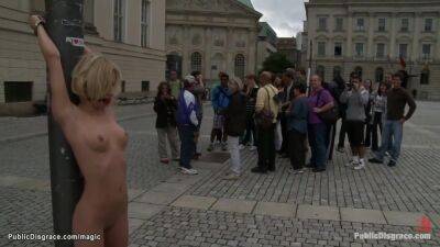 Euro Blond Deep Throat Fucked In Public - upornia.com