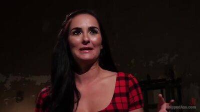 Lesbian Dungeon - upornia.com