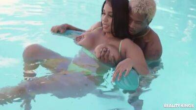 Featuring Paris The Muses Long Hair Movie - upornia.com