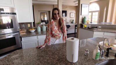 Kimmy Granger - How I Met My Girlfriend Part 1/2] With Kimmy Granger - upornia.com