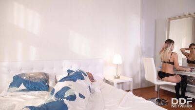 MilfВ’s Throat Stuffed - PornWorld - hotmovs.com