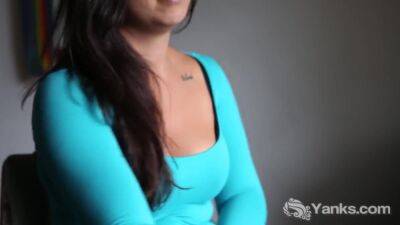 Liandra Masturbating Her Twat - upornia.com