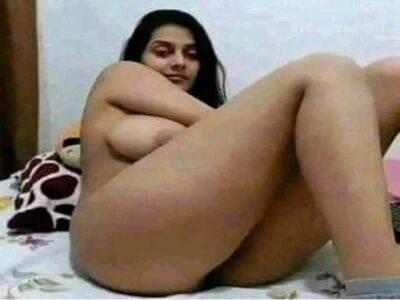 Huge Boobs In Mahwish Hayyat - desi-porntube.com