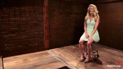 First Timer Lives Up To Her Name! With Bella Bellz - upornia.com