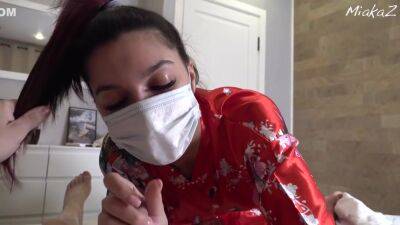 I Dag Lavede En Kæreste I En Japansk Badekabe I Stedet For En Massage En Lang Blowjob - upornia.com