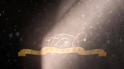 Kimber Stroking and Ass Toying - drtvid.com