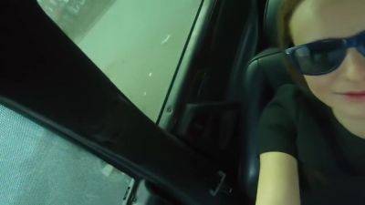 Vebmodel Missmotivated Transliruet Na Bonge V Mersedese - upornia.com - Russia