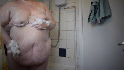 Bbw Shower - hclips.com - Britain