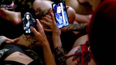 Melisandre And Daenerys Masturbate Pussy Toys Excited Jon Snow - hclips.com