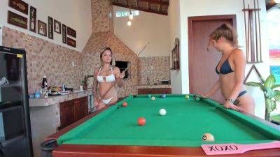 Jean Grey - E Amigas - hclips.com