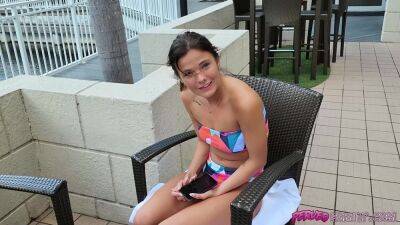 Well, isn't this vacay just full of surprises! - txxx.com