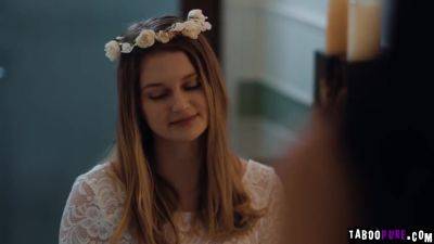 Lesbian Women Starts Getting Frisky With Each Other - upornia.com