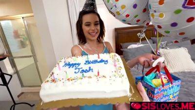 Josh Celebrates Birthday With Pussy To Fuck - hotmovs.com