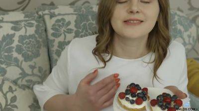 Selena Im So Wet - upornia.com