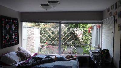 Bored Girl Masturbates To Ceiling Titty - hotmovs.com