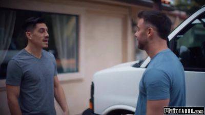 Busty babe gf cheats back on her bf and lets buyer fuck her - hotmovs.com