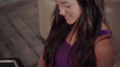 Undress Me - Amelie - upornia.com