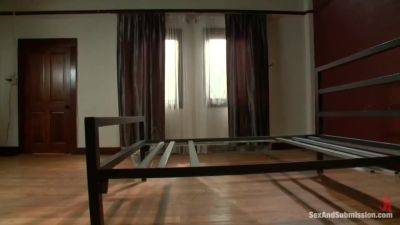 Sas 7011 - Katie Summers - upornia.com