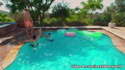 Gay Rimming - Gay Bareback - Brandon Anderson & Andrew Miller in Just Curious - hotmovs.com