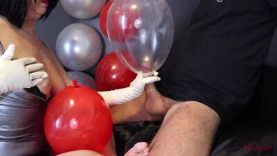 Condom Balloon Handjob With Long Latex Gloves, Cum In And On Balloons Cumplay (special Request) - hclips.com