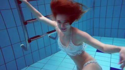 Dianas Redhead Beauty Enhances Her Swimming Grace - upornia.com