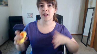 Dog Mr. Ducky Clitoral Sucker Review - Tracy S - hclips.com