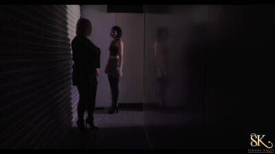 SAHARA KNITE - Cage no.03 - hotmovs.com - India - Britain