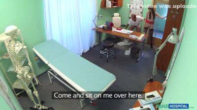 Doctor Cures Sensual Patient With A Heavy Dose Of - upornia.com - Czech Republic