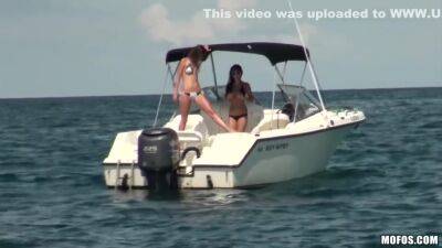 Horny Teens Pervs Fishing Unimaginable Xxx Movie - upornia.com