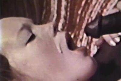 Girl Photographer - upornia.com