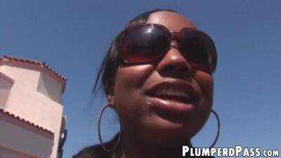 Mesmerizing Bbw Blowjob Penetration - upornia.com