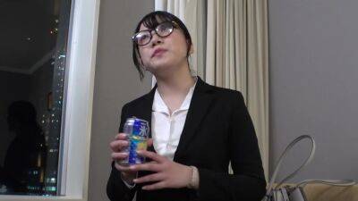 メガネのお姉さんを渋谷でナンパ2822WWWWWWWWWW - txxx.com - Japan