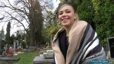 Public Oral Sex Before Car Hump 1 - upornia.com