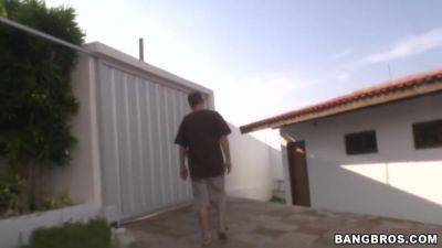 Suzany Suzanny The Dog Rescuer! - upornia.com