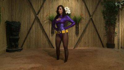 In Quicksand With Christina Carter - upornia.com