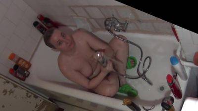 I Shower In Green Slippers - hclips.com