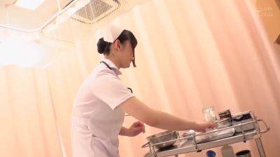 01F1223-Beautiful nurse handjobs patient's cock - senzuri.tube