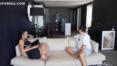 Dallas Rayne - Cleaning Lady Cleans More Than The Kitchen - Ft Winter And Luther - upornia.com